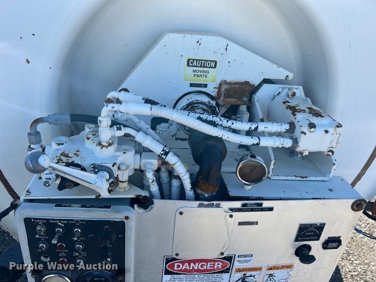 image for item EG1421 2000 Sterling L-Line sewer jetter truck