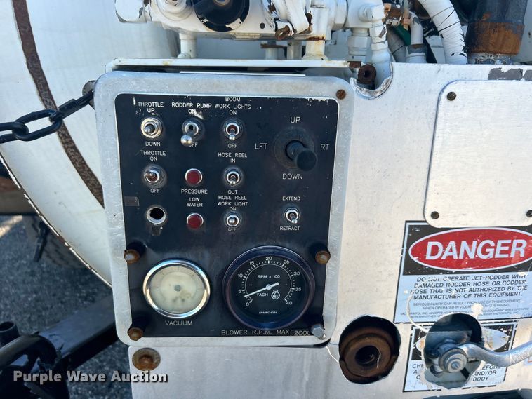 image for item EG1421 2000 Sterling L-Line sewer jetter truck