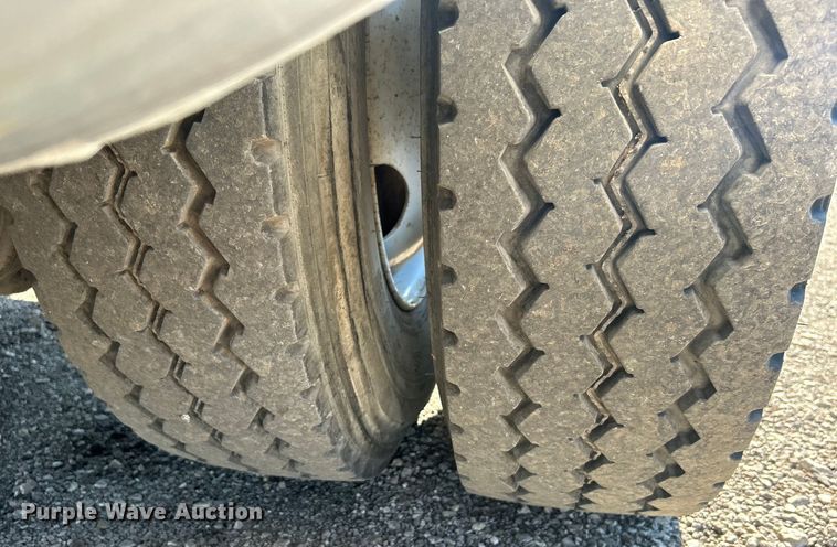 image for item EG1421 2000 Sterling L-Line sewer jetter truck