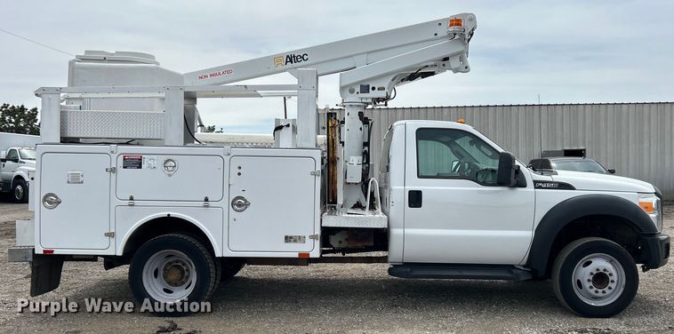 image for item EG1490 2013 Ford F450 Super Duty bucket truck