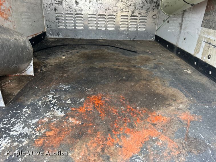 image for item EG1490 2013 Ford F450 Super Duty bucket truck