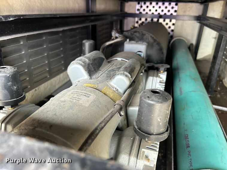 image for item EG1490 2013 Ford F450 Super Duty bucket truck