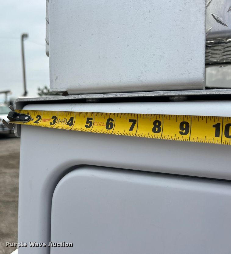 image for item EG1490 2013 Ford F450 Super Duty bucket truck