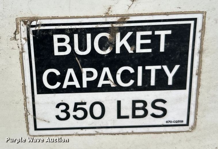 image for item EG1490 2013 Ford F450 Super Duty bucket truck