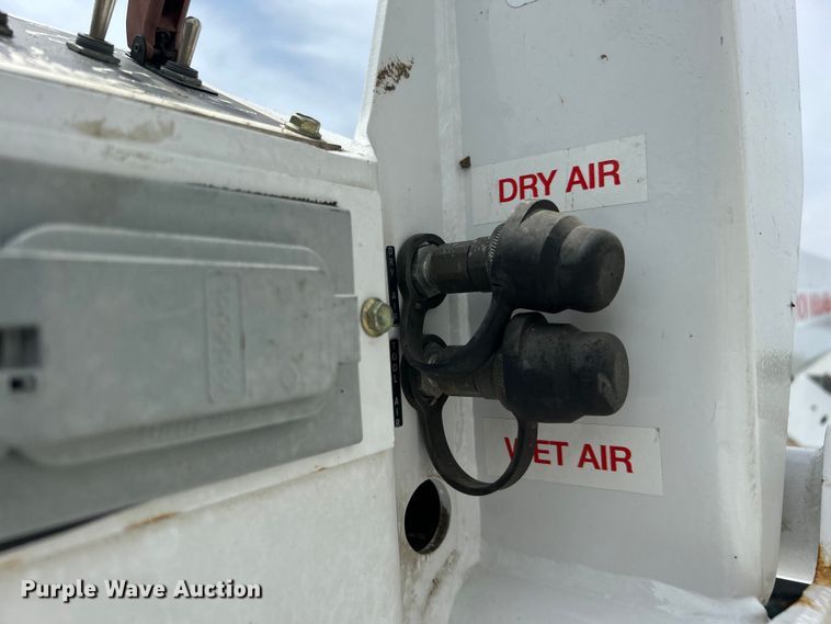 image for item EG1490 2013 Ford F450 Super Duty bucket truck