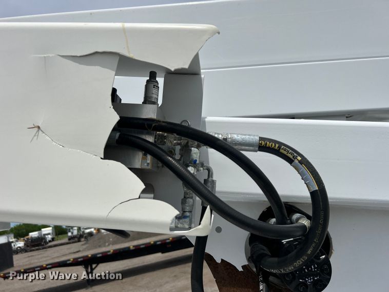 image for item EG1490 2013 Ford F450 Super Duty bucket truck