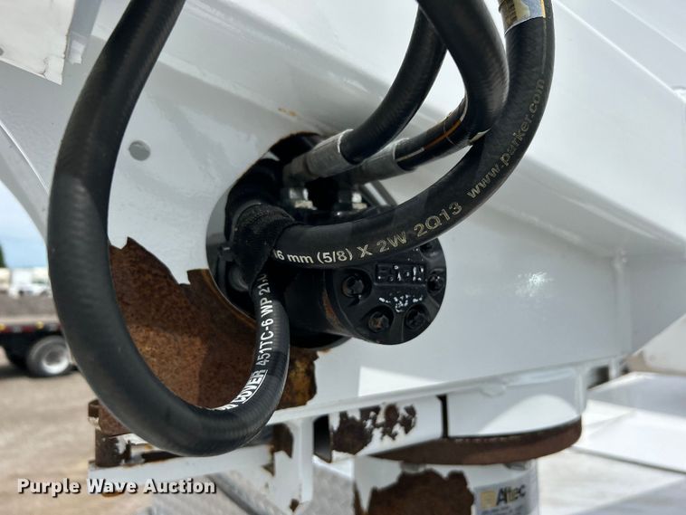 image for item EG1490 2013 Ford F450 Super Duty bucket truck