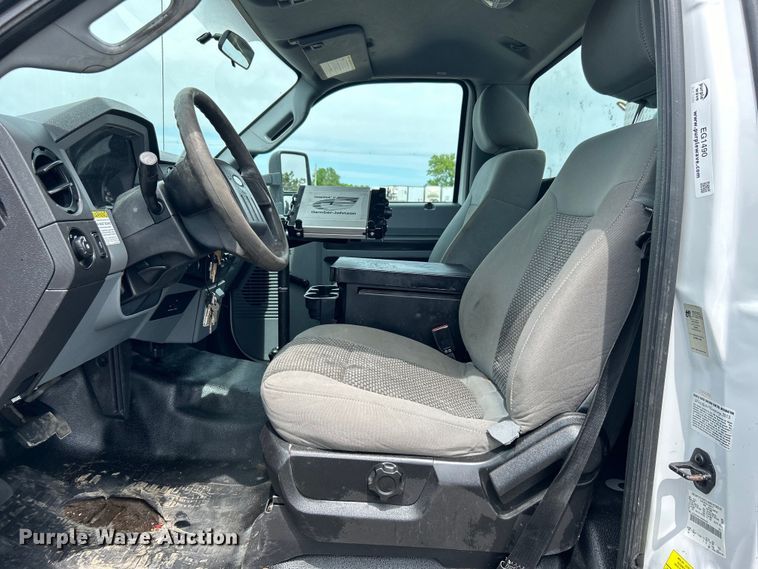 image for item EG1490 2013 Ford F450 Super Duty bucket truck