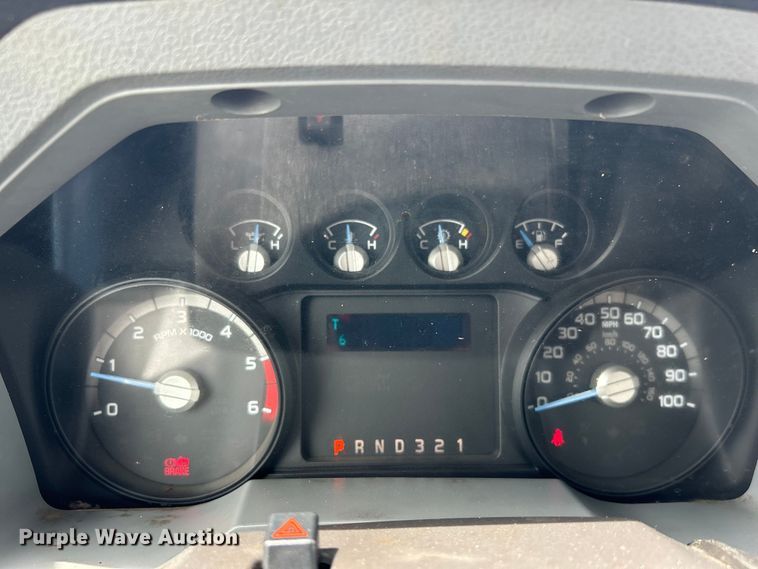 image for item EG1490 2013 Ford F450 Super Duty bucket truck