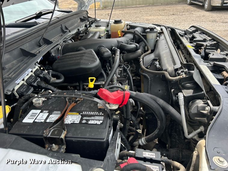 image for item EG1490 2013 Ford F450 Super Duty bucket truck