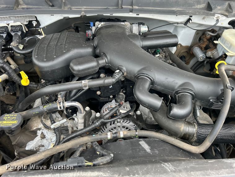 image for item EG1490 2013 Ford F450 Super Duty bucket truck