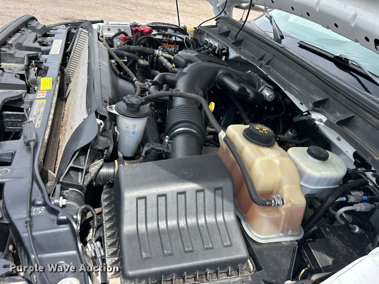 image for item EG1490 2013 Ford F450 Super Duty bucket truck