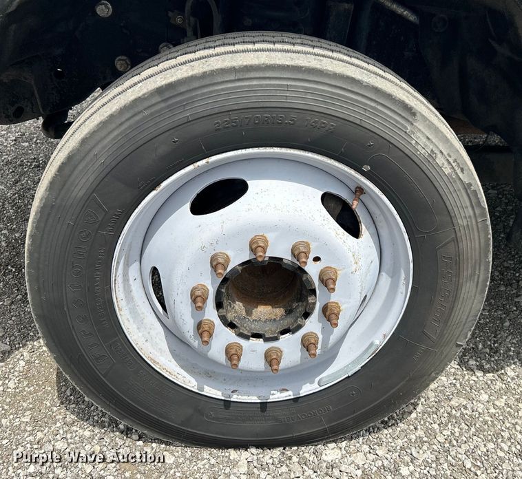 image for item EG1490 2013 Ford F450 Super Duty bucket truck