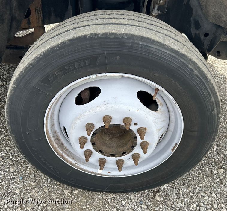 image for item EG1490 2013 Ford F450 Super Duty bucket truck