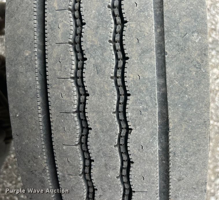 image for item EG1490 2013 Ford F450 Super Duty bucket truck