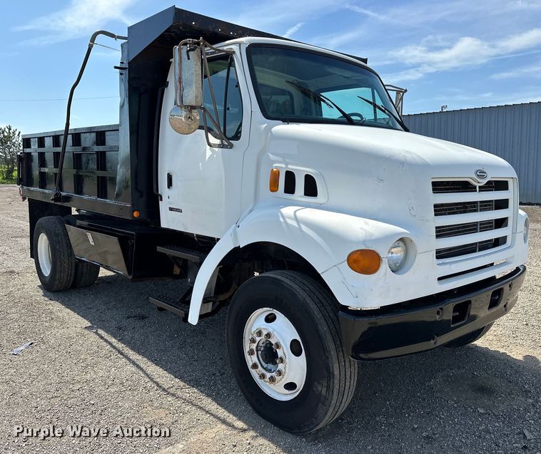image for item EG1644 1999 Sterling  L-Line dump truck