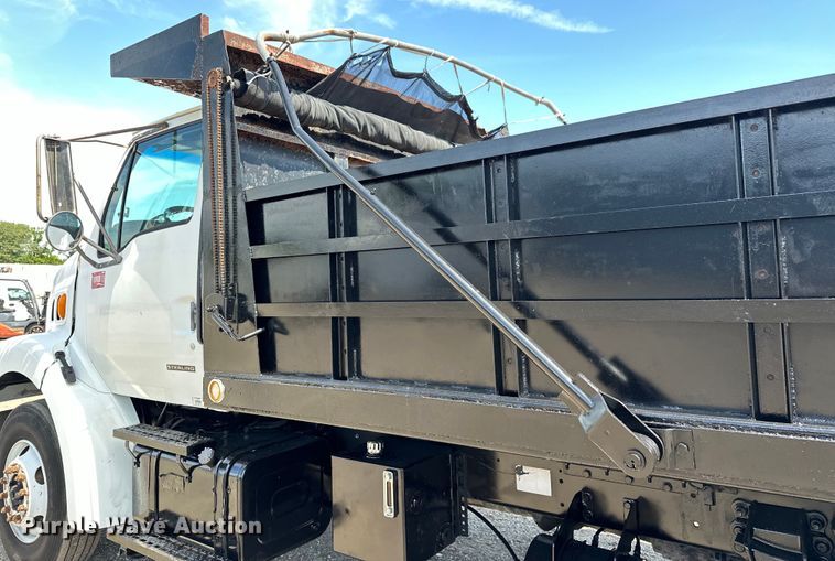 image for item EG1644 1999 Sterling  L-Line dump truck