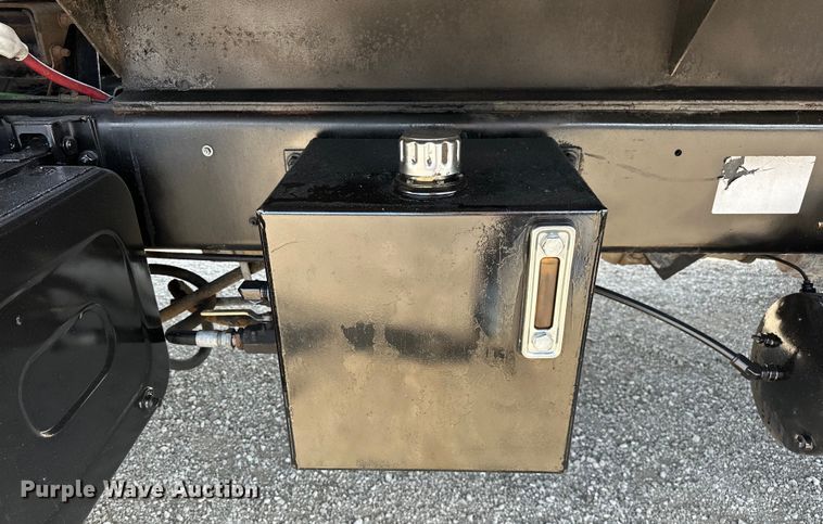 image for item EG1644 1999 Sterling  L-Line dump truck