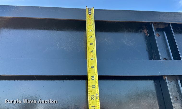 image for item EG1644 1999 Sterling  L-Line dump truck