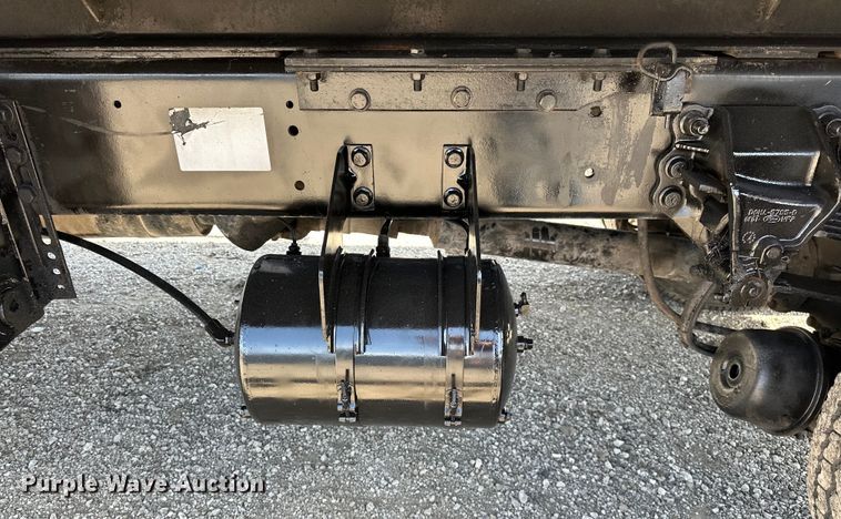 image for item EG1644 1999 Sterling  L-Line dump truck