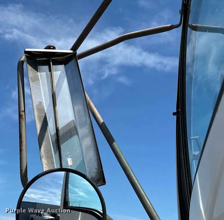 image for item EG1644 1999 Sterling  L-Line dump truck