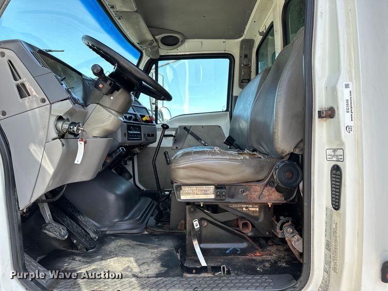 image for item EG1644 1999 Sterling  L-Line dump truck