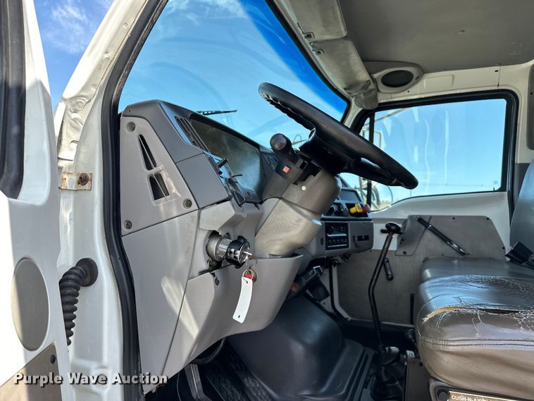 image for item EG1644 1999 Sterling  L-Line dump truck