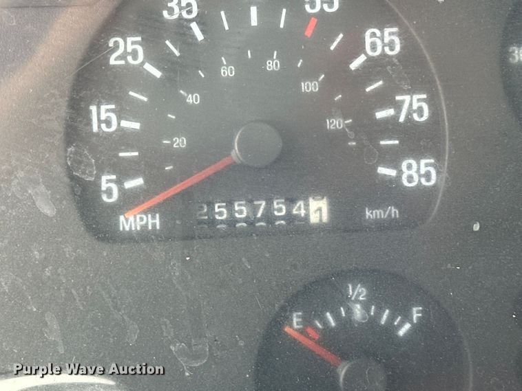 image for item EG1644 1999 Sterling  L-Line dump truck