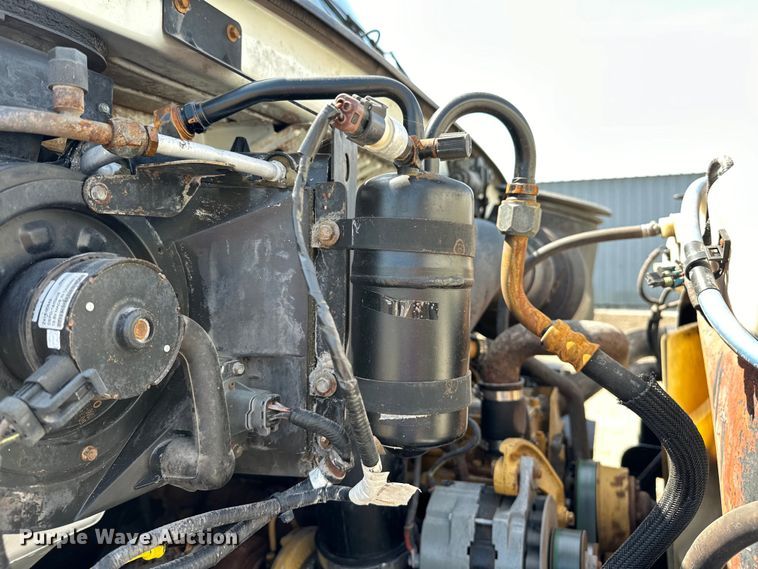 image for item EG1644 1999 Sterling  L-Line dump truck