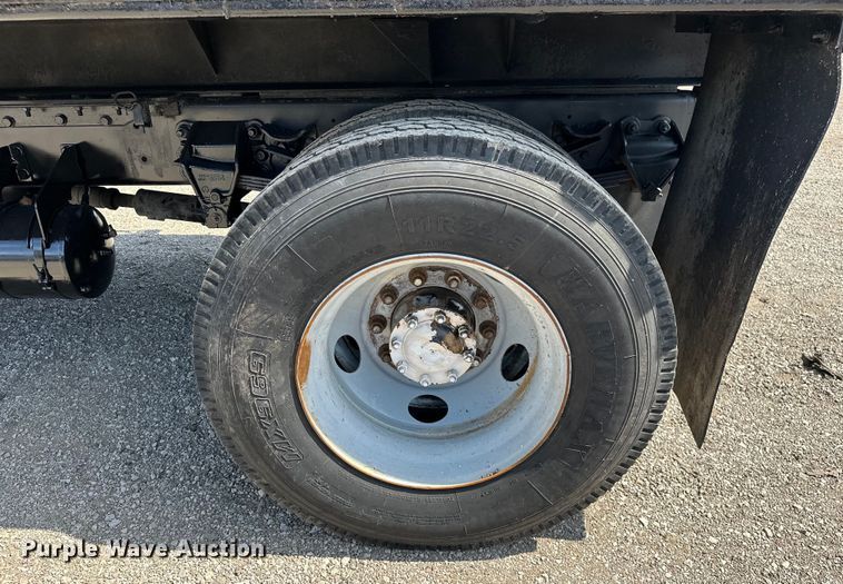 image for item EG1644 1999 Sterling  L-Line dump truck