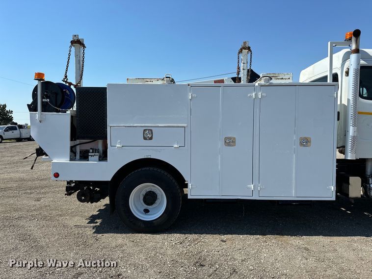 image for item EG1658 2014 Freightliner  108SD Crew Cab utility / service truck