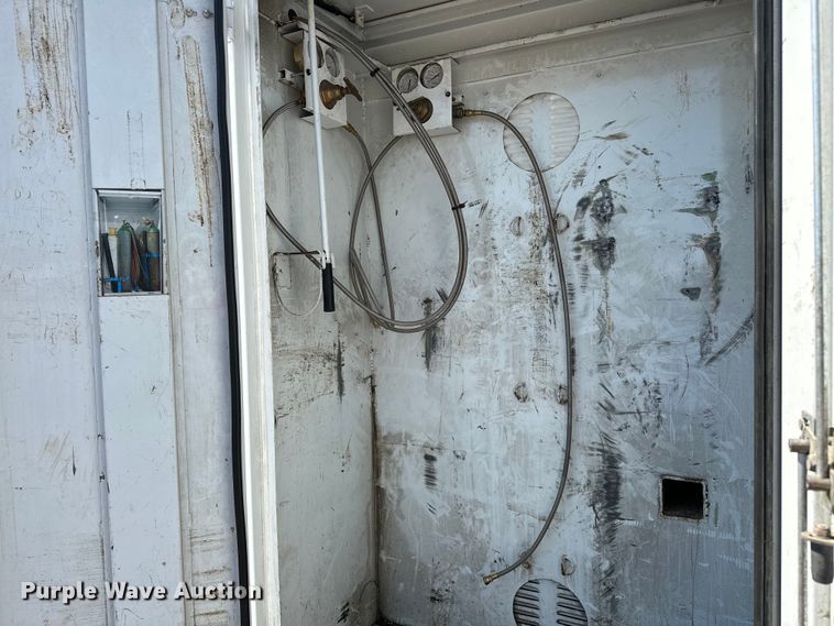 image for item EG1658 2014 Freightliner  108SD Crew Cab utility / service truck