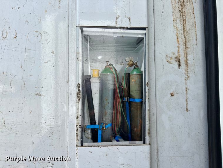 image for item EG1658 2014 Freightliner  108SD Crew Cab utility / service truck