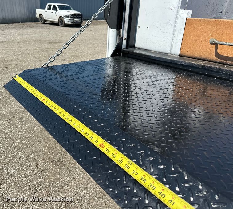 image for item EG1658 2014 Freightliner  108SD Crew Cab utility / service truck