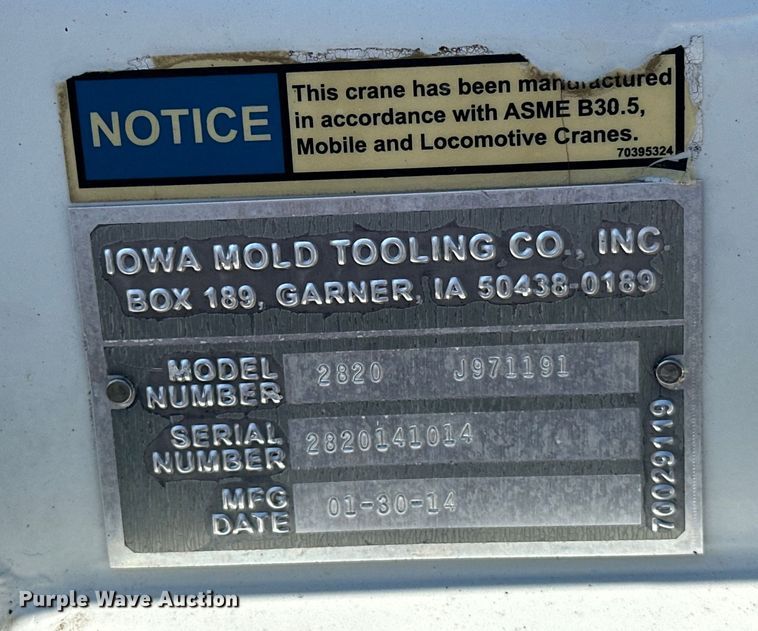 image for item EG1658 2014 Freightliner  108SD Crew Cab utility / service truck