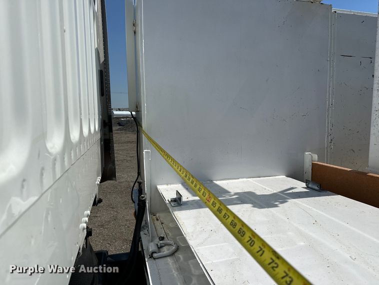 image for item EG1658 2014 Freightliner  108SD Crew Cab utility / service truck