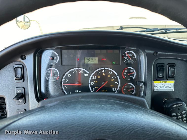 image for item EG1658 2014 Freightliner  108SD Crew Cab utility / service truck