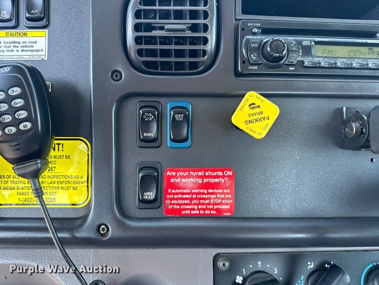 image for item EG1658 2014 Freightliner  108SD Crew Cab utility / service truck