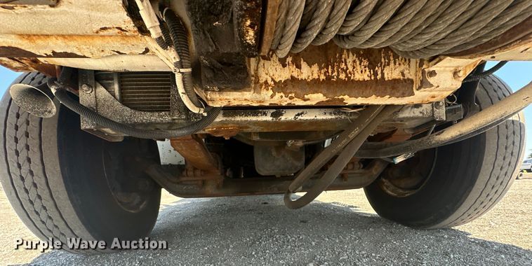 image for item EG1666 2009 International  DuraStar 4400 SBA  bucket truck