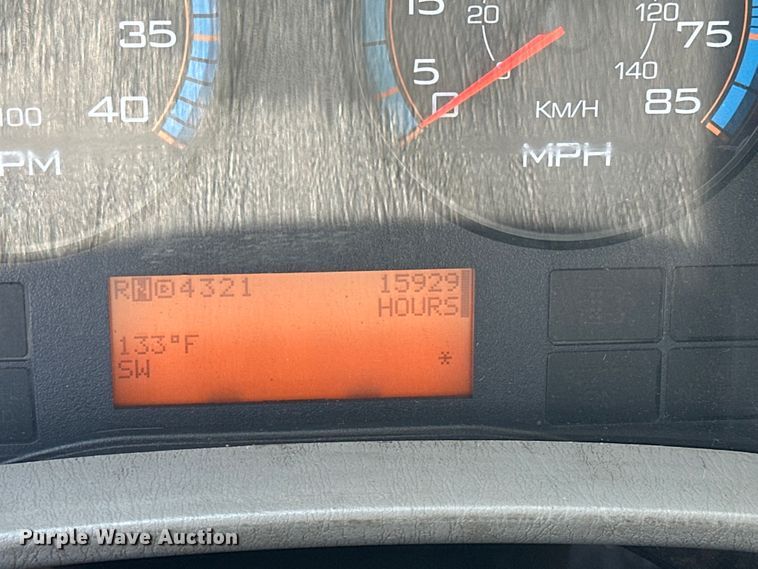 image for item EG1666 2009 International  DuraStar 4400 SBA  bucket truck