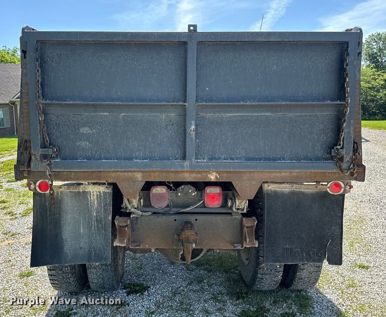 image for item EH6865 1975 International  Load Star 1800 dump truck