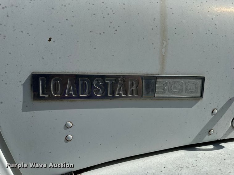 image for item EH6865 1975 International  Load Star 1800 dump truck