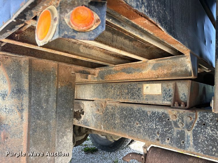 image for item EH6865 1975 International  Load Star 1800 dump truck
