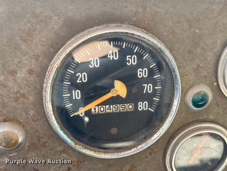 image for item EH6865 1975 International  Load Star 1800 dump truck