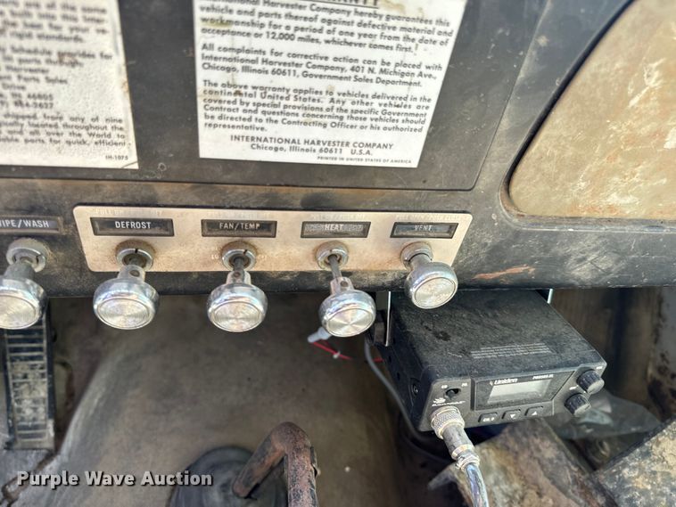 image for item EH6865 1975 International  Load Star 1800 dump truck