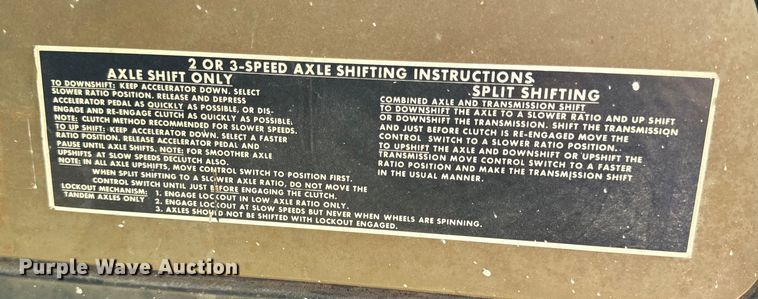 image for item EH6865 1975 International  Load Star 1800 dump truck