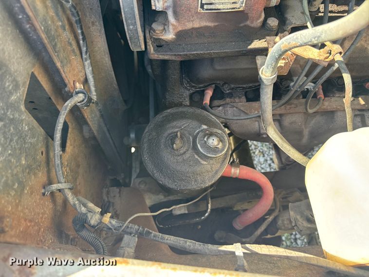 image for item EH6865 1975 International  Load Star 1800 dump truck