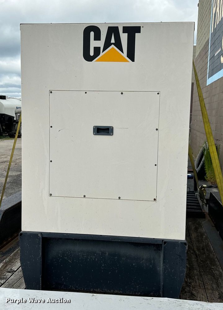 image for item EH6922 2004 Caterpillar XQ60P4 generator