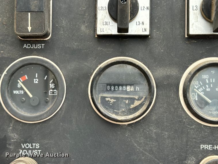 image for item EH6922 2004 Caterpillar XQ60P4 generator