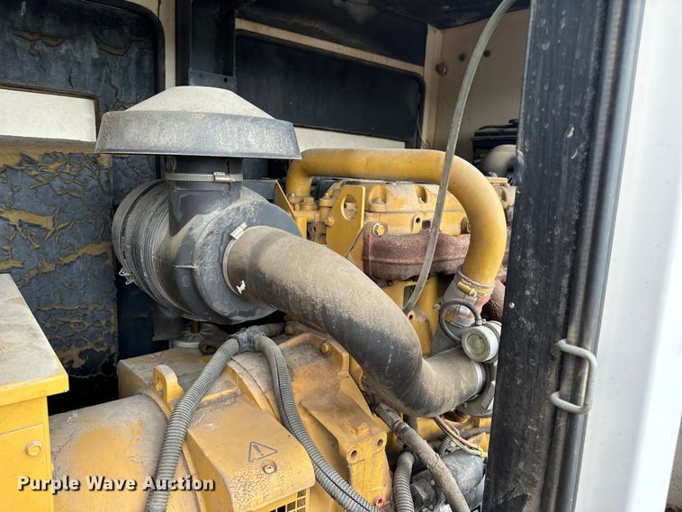 image for item EH6922 2004 Caterpillar XQ60P4 generator